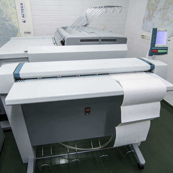 Océ TDS700 MFP plotter (printing, folding, scanning) - Grafinet Oy